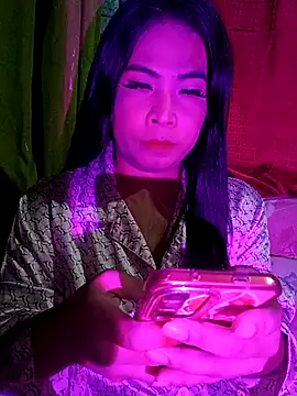 Roxanne Smith23 online show from June 16, 1:36 pm