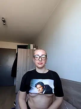 Snapshot of malinalli_a chatting on March 5, 1:07 pm malinalli a online show from March 5, 1:07 pm