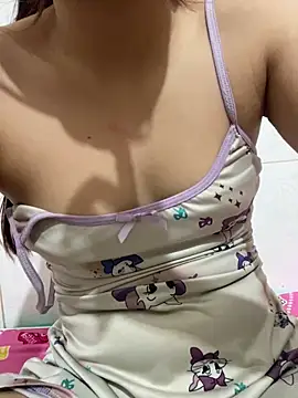 Luna sexygirl22 online show from March 13, 6:36 pm