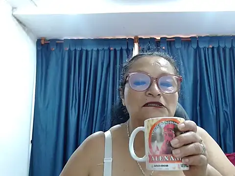 Snapshot of _BellaNocturna chatting on March 23, 10:14 pm BellaNocturna online show from March 23, 10:14 pm