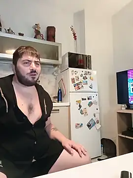 bear skinny online show from June 15, 11:07 pm