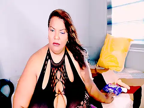 Snapshot of Sassy_Tassy chatting on March 20, 3:06 pm Sassy Tassy online show from March 20, 3:06 pm