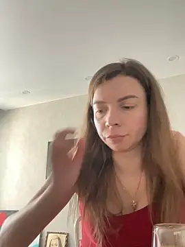 Snapshot of Luna2547 chatting on March 8, 1:26 pm Luna2547 online show from March 8, 1:26 pm