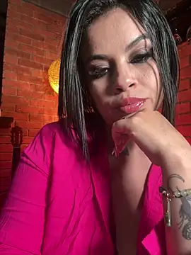 Snapshot of AriannaSmyth chatting on March 8, 11:08 pm AriannaSmyth online show from March 8, 11:08 pm