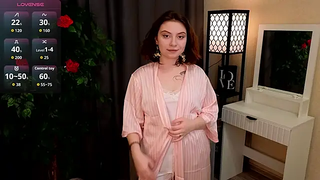 Snapshot of BreannaBuczak chatting on March 20, 2:05 am BreannaBuczak online show from March 20, 2:05 am