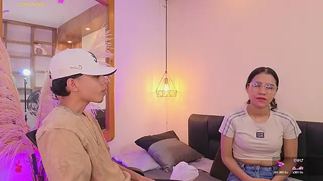 Snapshot of Morgan_alice chatting on March 25, 2:01 pm Morgan alice online show from March 25, 2:01 pm