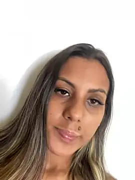Snapshot of kifanyy chatting on April 8, 1:00 pm kifanyy online show from April 8, 1:00 pm
