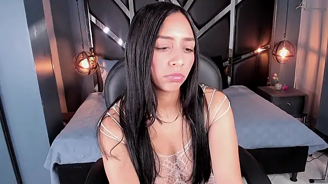 Esmeralda  18 online show from March 21, 7:39 pm