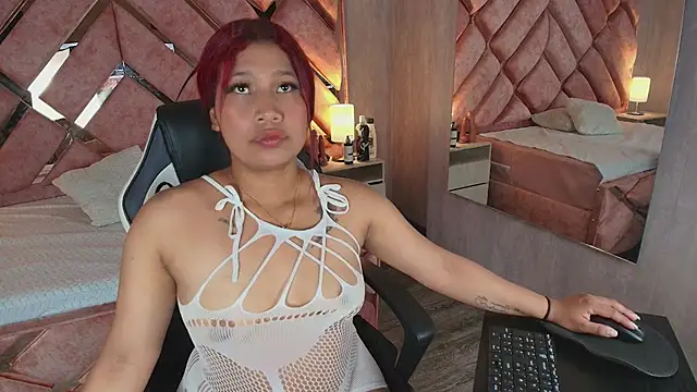 Snapshot of Cherry_Charlottee chatting on March 9, 7:18 pm Cherry Charlottee online show from March 9, 7:18 pm