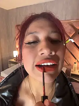 Snapshot of Cherry_Charlottee chatting on March 14, 7:19 pm Cherry Charlottee online show from March 14, 7:19 pm