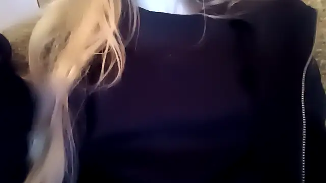 pinkpinkpinkpinkdoll online show from March 18, 9:45 am