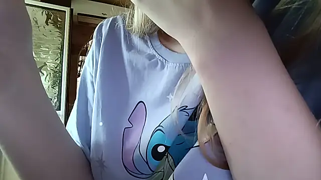 Snapshot of pinkpinkpinkpinkdoll chatting on June 10, 8:57 am pinkpinkpinkpinkdoll online show from June 10, 8:57 am