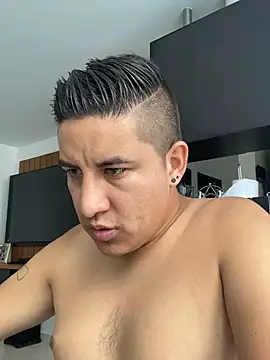 Snapshot of Sneyd10 chatting on March 6, 4:03 pm Sneyd10 online show from March 6, 4:03 pm