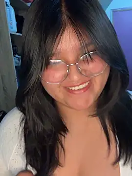 Snapshot of lunaluxe7 chatting on March 26, 11:21 pm lunaluxe7 online show from March 26, 11:21 pm