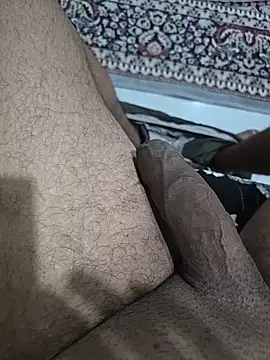 Snapshot of bigbuldgee chatting on March 21, 8:41 am bigbuldgee online show from March 21, 8:41 am