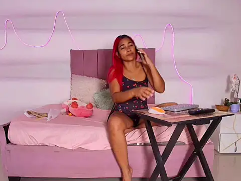 Snapshot of Peliroja_lustrum chatting on March 12, 3:29 pm Peliroja lustrum online show from March 12, 3:29 pm