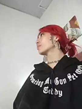 Snapshot of Aviigail chatting on March 18, 11:52 pm Aviigail online show from March 18, 11:52 pm