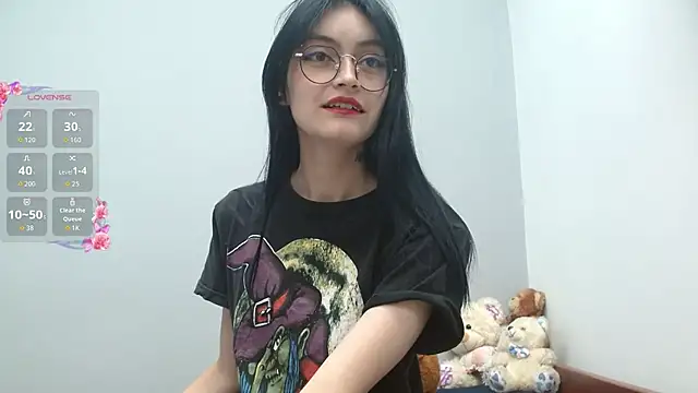 naomi unu online show from July 29, 2:15 pm