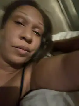 Snapshot of TrustMySoles chatting on March 29, 12:54 am TrustMySoles online show from March 29, 12:54 am