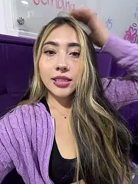 Snapshot of ManuelaVeeleez chatting on March 17, 5:22 am ManuelaVeeleez online show from March 17, 5:22 am