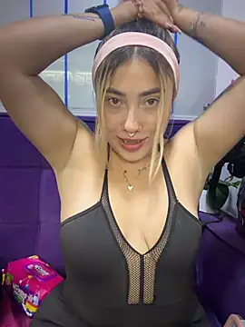 Snapshot of ManuelaVeeleez chatting on May 28, 4:54 am ManuelaVeeleez online show from May 28, 4:54 am