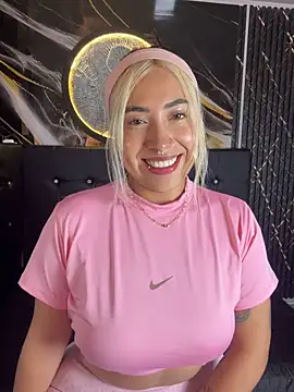 ManuelaVeeleez online show from June 17, 5:43 am