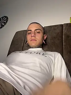  valentinooo online show from March 20, 4:06 am