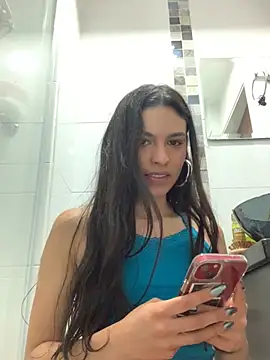 Snapshot of SweetCherry__ chatting on April 16, 9:39 pm SweetCherry online show from April 16, 9:39 pm