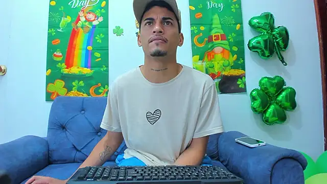 Snapshot of Ares_DAMM chatting on March 19, 11:03 am Ares DAMM online show from March 19, 11:03 am