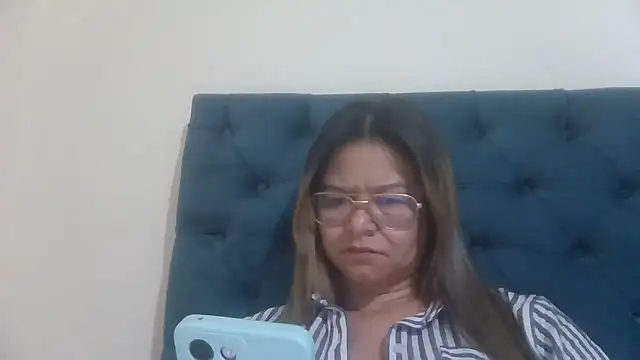 Snapshot of Jiwon_Han chatting on March 27, 3:56 am Jiwon Han online show from March 27, 3:56 am