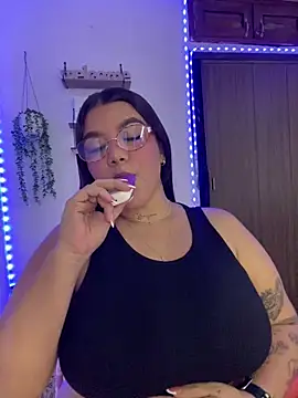 michellesexxxy3 online show from June 11, 4:10 am