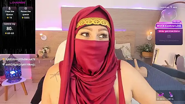 Snapshot of _Azahaaraa_ chatting on March 27, 8:26 am Azahaaraa online show from March 27, 8:26 am