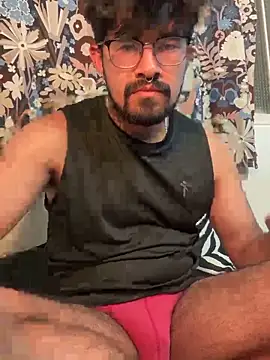 Snapshot of kcleiton chatting on March 19, 6:06 am kcleiton online show from March 19, 6:06 am