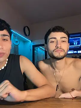 Lucasss2204 online show from March 18, 3:09 am