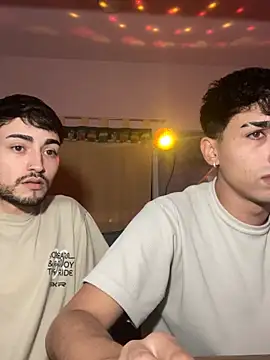 Lucasss2204 online show from March 27, 3:01 am