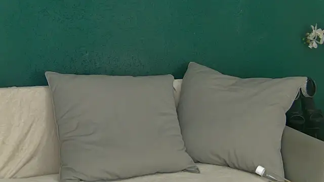 SkinnyNatty online show from July 11, 3:53 am