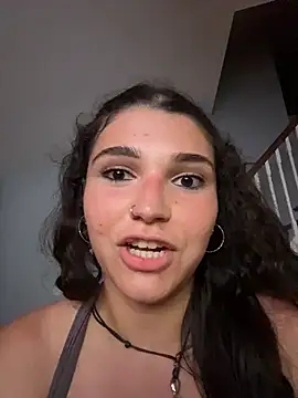 Snapshot of blushbunnyyyy chatting on March 6, 1:35 am blushbunnyyyy online show from March 6, 1:35 am