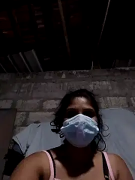 Snapshot of nilkirilli chatting on March 23, 2:54 pm nilkirilli online show from March 23, 2:54 pm