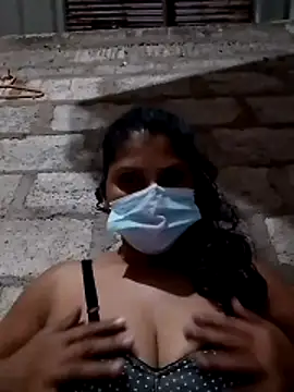 Snapshot of nilkirilli chatting on March 27, 11:32 am nilkirilli online show from March 27, 11:32 am