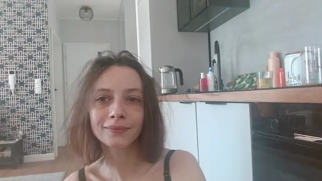 Snapshot of misssweet chatting on March 9, 11:03 am misssweet online show from March 9, 11:03 am