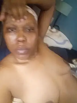 Snapshot of Mbaleehle chatting on March 19, 8:24 pm Mbaleehle online show from March 19, 8:24 pm