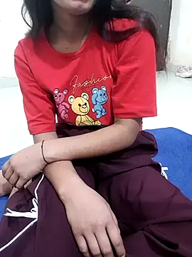 Snapshot of Your_Haseena7 chatting on March 18, 11:02 am Your Haseena7 online show from March 18, 11:02 am