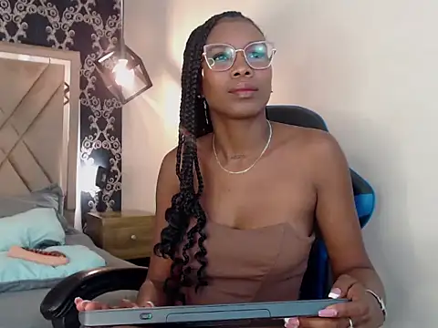 Snapshot of DanellaZiu chatting on March 20, 1:49 pm DanellaZiu online show from March 20, 1:49 pm