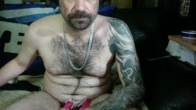 KinkyTOMan online show from June 1, 6:15 am