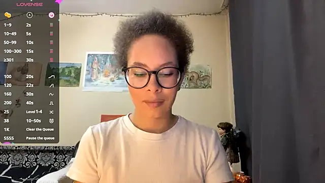 Snapshot of Selena_blom chatting on March 5, 1:40 pm Selena blom online show from March 5, 1:40 pm