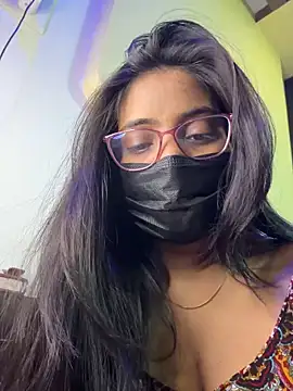 Snapshot of nikki_catz chatting on April 4, 12:31 am nikki catz online show from April 4, 12:31 am