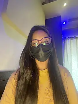 Snapshot of nikki_catz chatting on May 25, 4:51 am nikki catz online show from May 25, 4:51 am