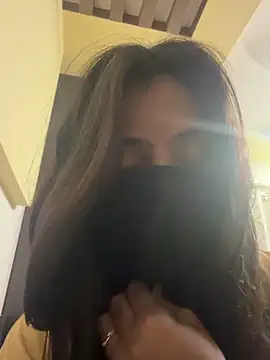 Snapshot of nikki_catz chatting on June 12, 1:04 am nikki catz online show from June 12, 1:04 am