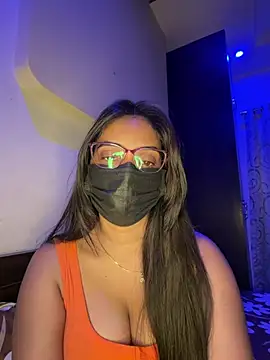 Snapshot of nikki_catz chatting on June 21, 3:58 pm nikki catz online show from June 21, 3:58 pm