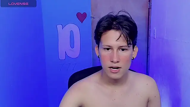 Snapshot of SanjiI_777 chatting on March 26, 12:22 pm SanjiI 777 online show from March 26, 12:22 pm